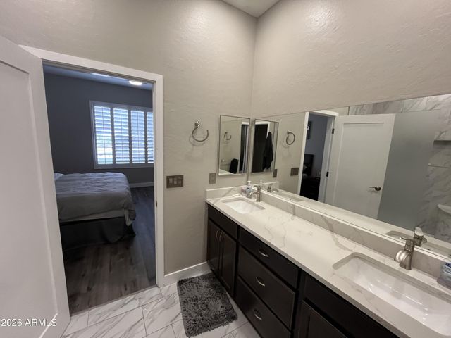 7445 E EAGLE CREST Drive 1064, Mesa, AZ 85207