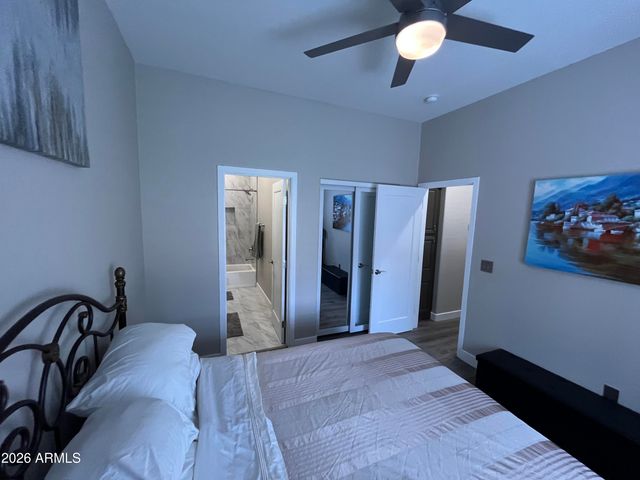 7445 E EAGLE CREST Drive 1064, Mesa, AZ 85207