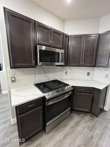7445 E EAGLE CREST Drive 1064, Mesa, AZ 85207