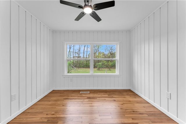 9 W Montgomery Street, Fayetteville, AR 72701
