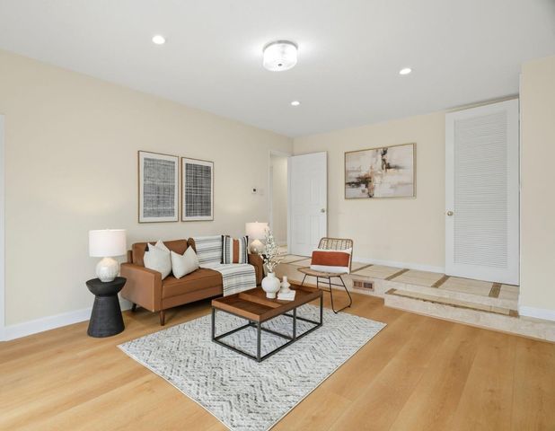 10530 N Portal Avenue, Cupertino, CA 95014