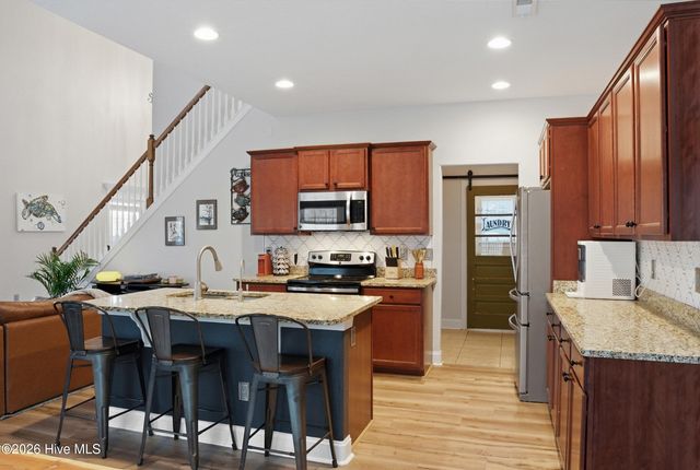 108 Rosedale Court, Moyock, NC 27958