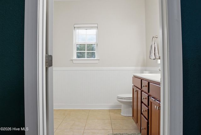 108 Rosedale Court, Moyock, NC 27958