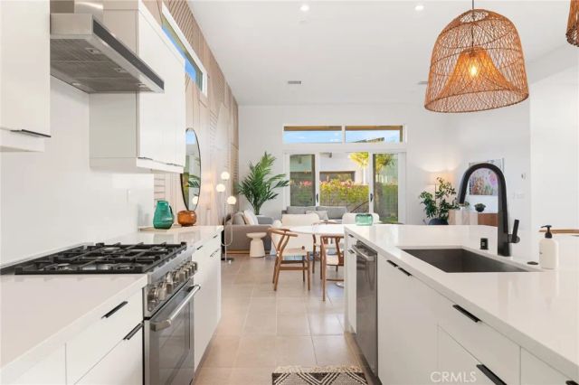 761 Nugget Lane, Palm Springs, CA 92262