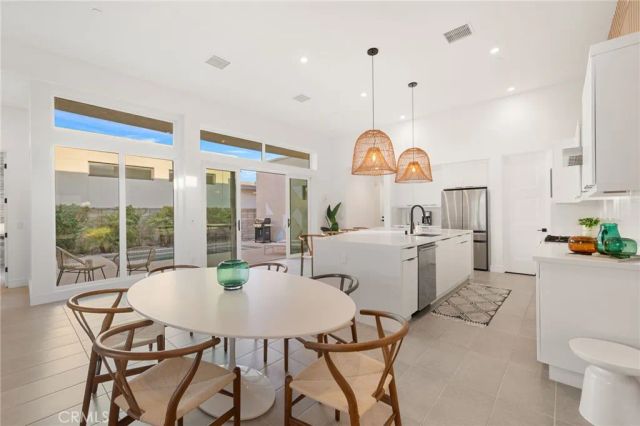 761 Nugget Lane, Palm Springs, CA 92262