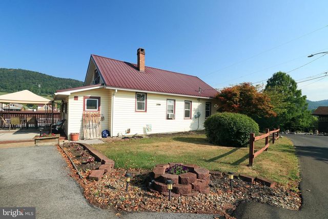 119 SHOEMAKER AVE, Bellefonte, PA 16823