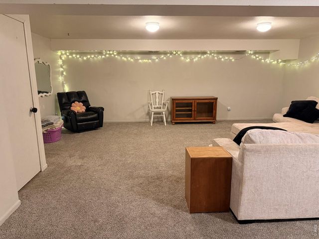 1363 W 6th St, Loveland, CO 80537