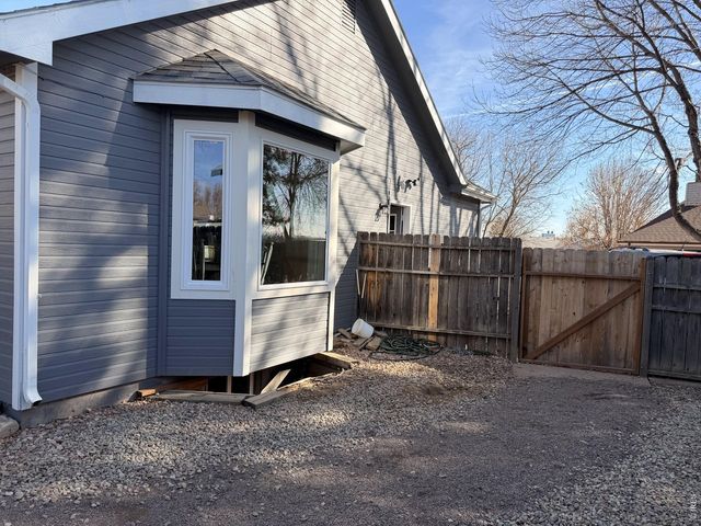 1363 W 6th St, Loveland, CO 80537