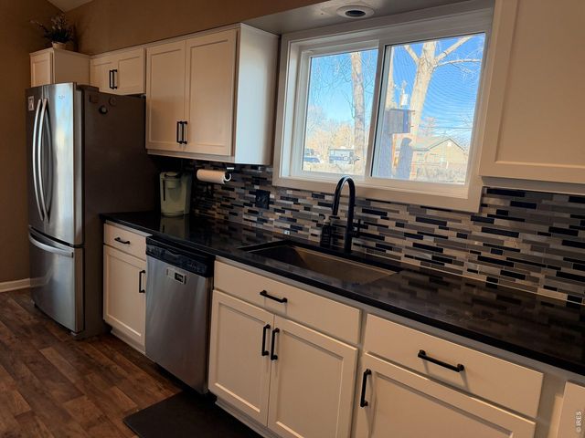 1363 W 6th St, Loveland, CO 80537