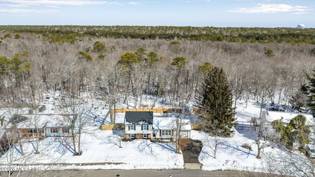206 Pheasant Hollow Drive, Lanoka Harbor, NJ 08734