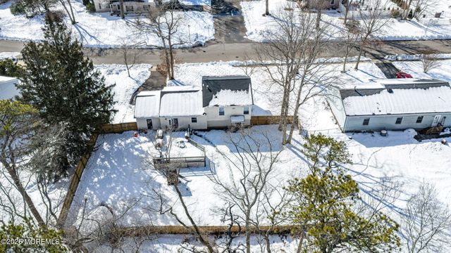 206 Pheasant Hollow Drive, Lanoka Harbor, NJ 08734