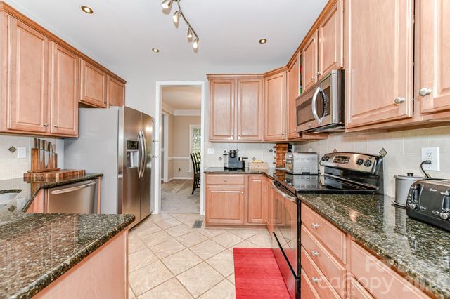 16829 Hampton Trace Road, Huntersville, NC 28078