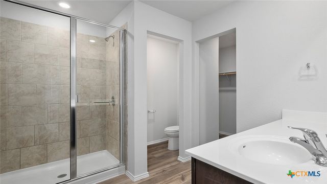 101 Rain Drop Road, Jarrell, TX 76537