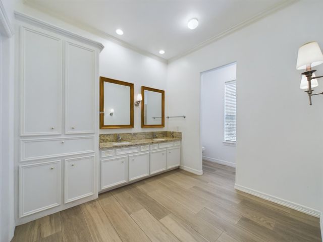 5627 Winsome Lane A, Houston, TX 77057