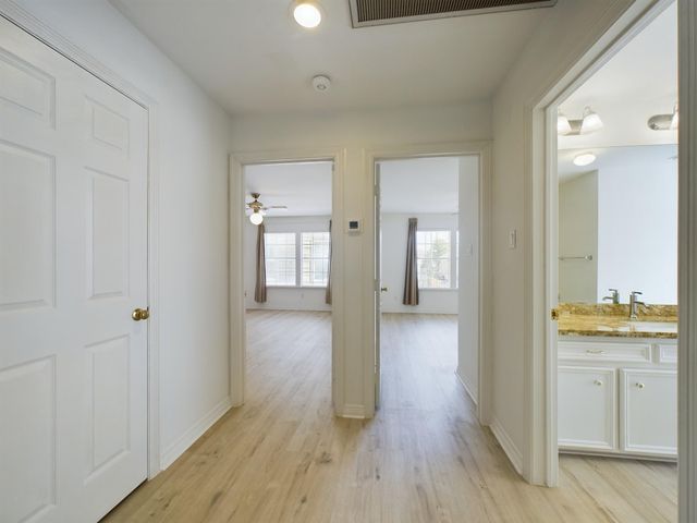 5627 Winsome Lane A, Houston, TX 77057