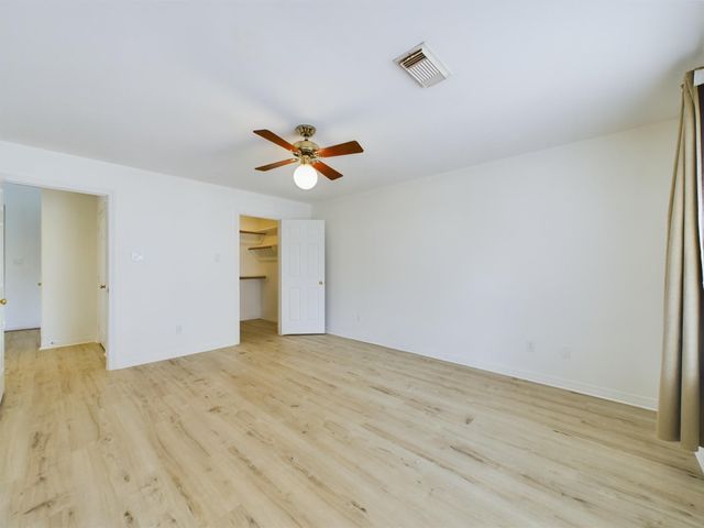 5627 Winsome Lane A, Houston, TX 77057