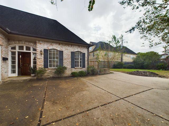 5627 Winsome Lane A, Houston, TX 77057