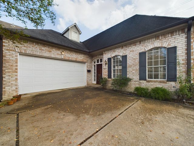 5627 Winsome Lane A, Houston, TX 77057