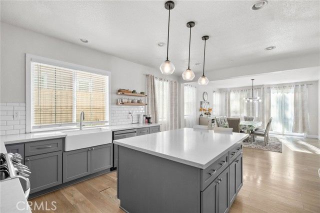 12 Plaza Avila, Lake Elsinore, CA 92532