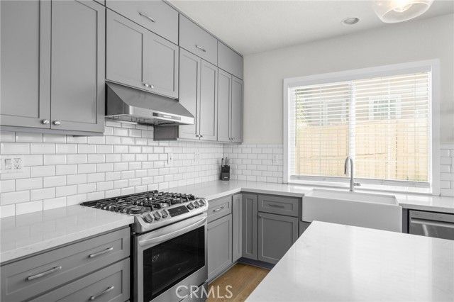 12 Plaza Avila, Lake Elsinore, CA 92532