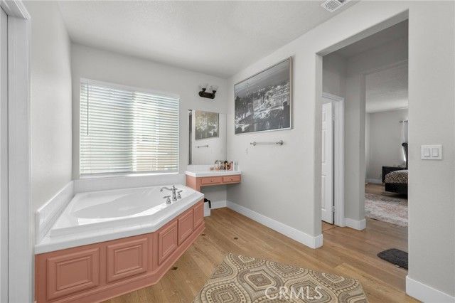 12 Plaza Avila, Lake Elsinore, CA 92532