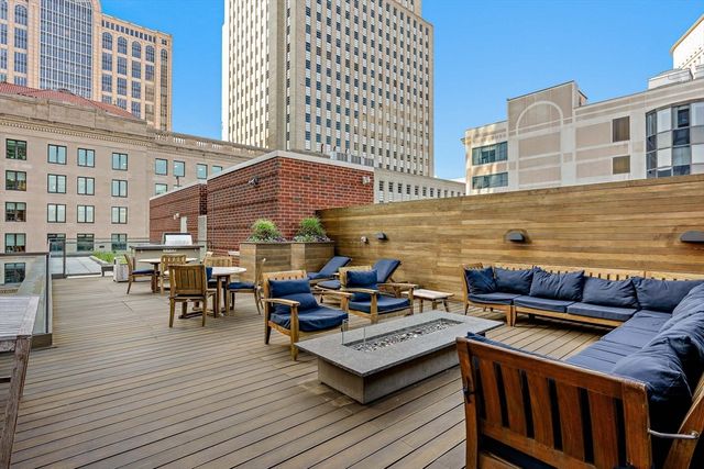 400 Stuart St 20A, Boston, MA 02116