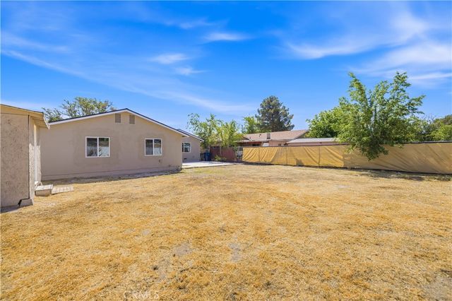 43347 Echard, Lancaster, CA 93536