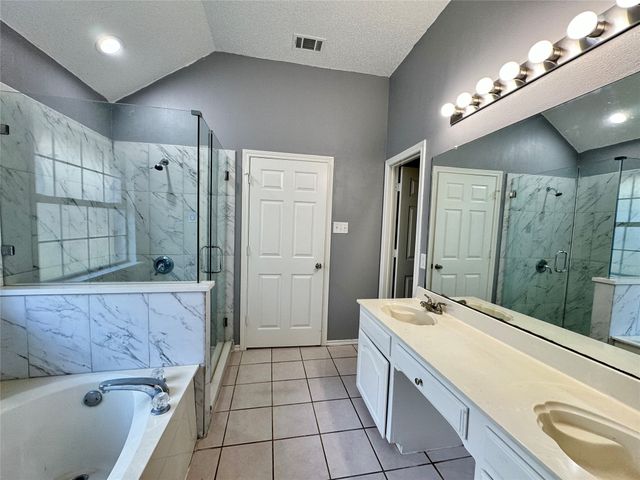 3614 Parkmead Drive, Arlington, TX 76014