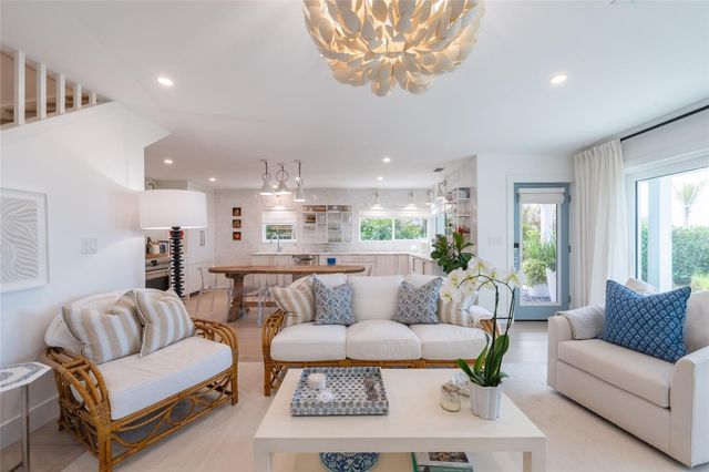 321 CASEY KEY ROAD, Nokomis, FL 34275