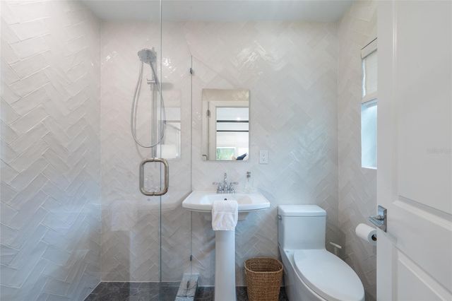 321 CASEY KEY ROAD, Nokomis, FL 34275