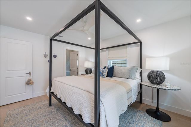 321 CASEY KEY ROAD, Nokomis, FL 34275