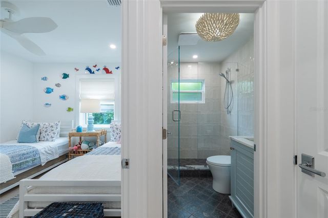 321 CASEY KEY ROAD, Nokomis, FL 34275