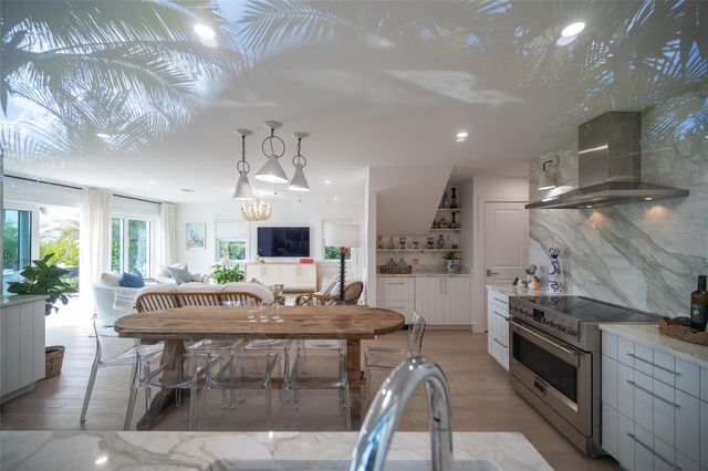 321 CASEY KEY ROAD, Nokomis, FL 34275