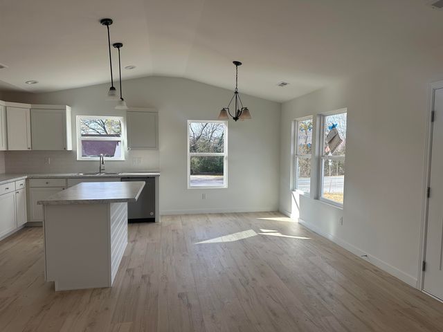 8110 5th Street, Boiling Springs, SC 29316