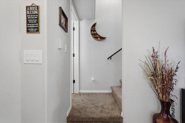 10915 Habanero Way SE, Albuquerque, NM 87123