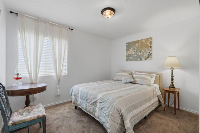 10915 Habanero Way SE, Albuquerque, NM 87123