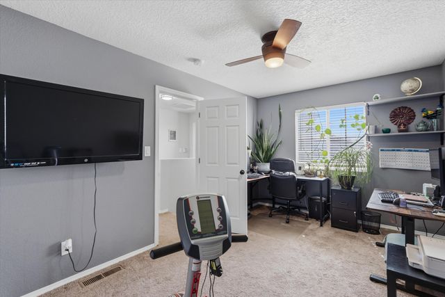 10915 Habanero Way SE, Albuquerque, NM 87123