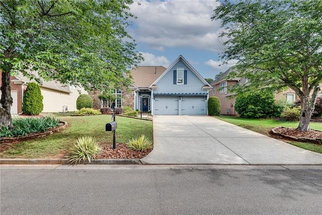 1820 Parkview Court NW, Kennesaw, GA 30152