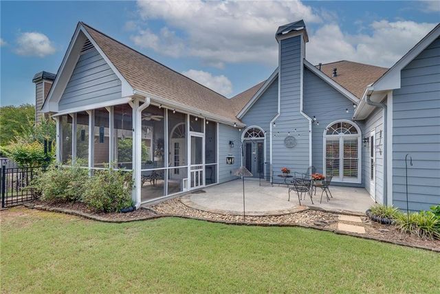 1820 Parkview Court NW, Kennesaw, GA 30152