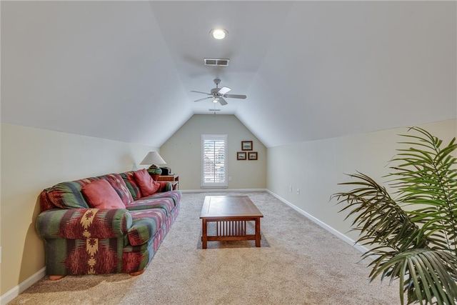 1820 Parkview Court NW, Kennesaw, GA 30152