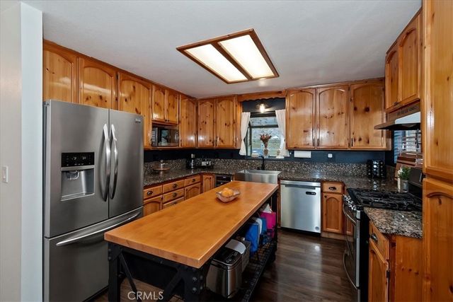 804 Sierra Vista, Twin Peaks, CA 92391
