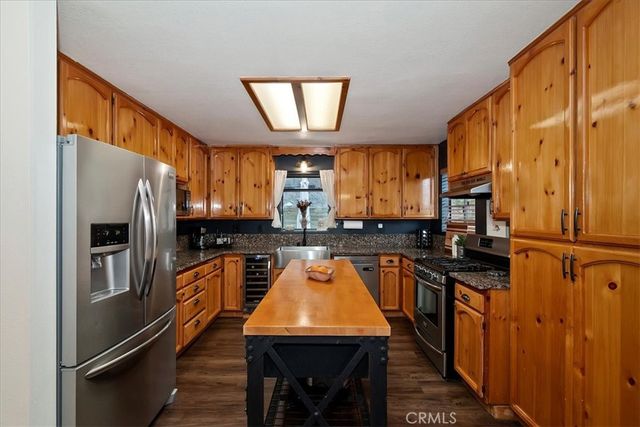 804 Sierra Vista, Twin Peaks, CA 92391