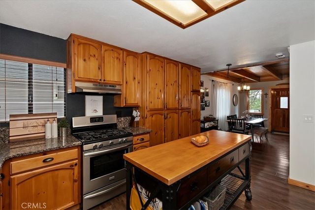 804 Sierra Vista, Twin Peaks, CA 92391