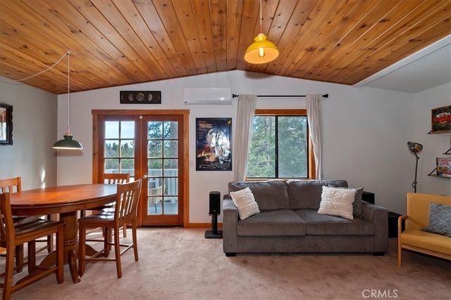 804 Sierra Vista, Twin Peaks, CA 92391