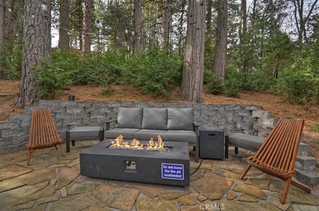 804 Sierra Vista, Twin Peaks, CA 92391
