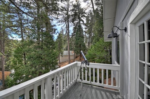 804 Sierra Vista, Twin Peaks, CA 92391