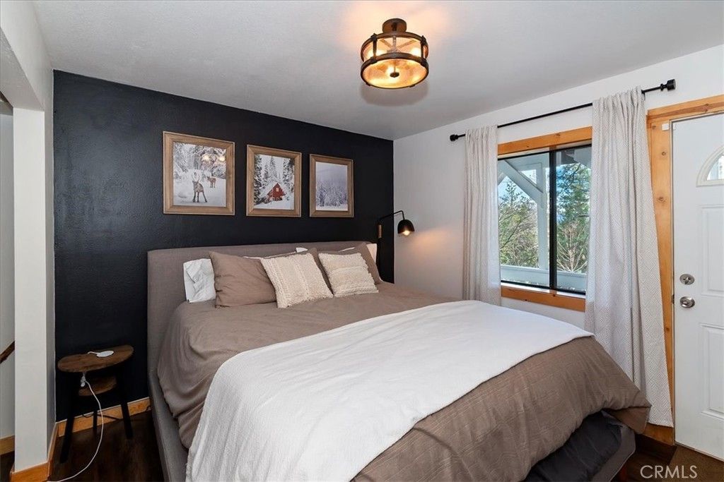 Image 18 of property listing at 804 Sierra Vista, Twin Peaks, CA 92391