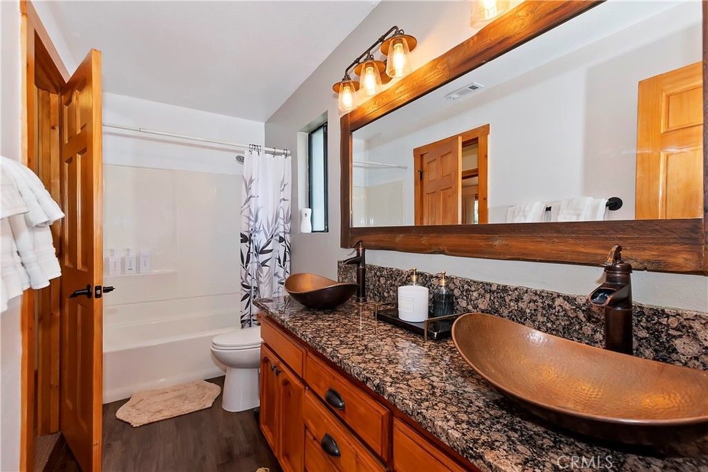 Image 30 of property listing at 804 Sierra Vista, Twin Peaks, CA 92391