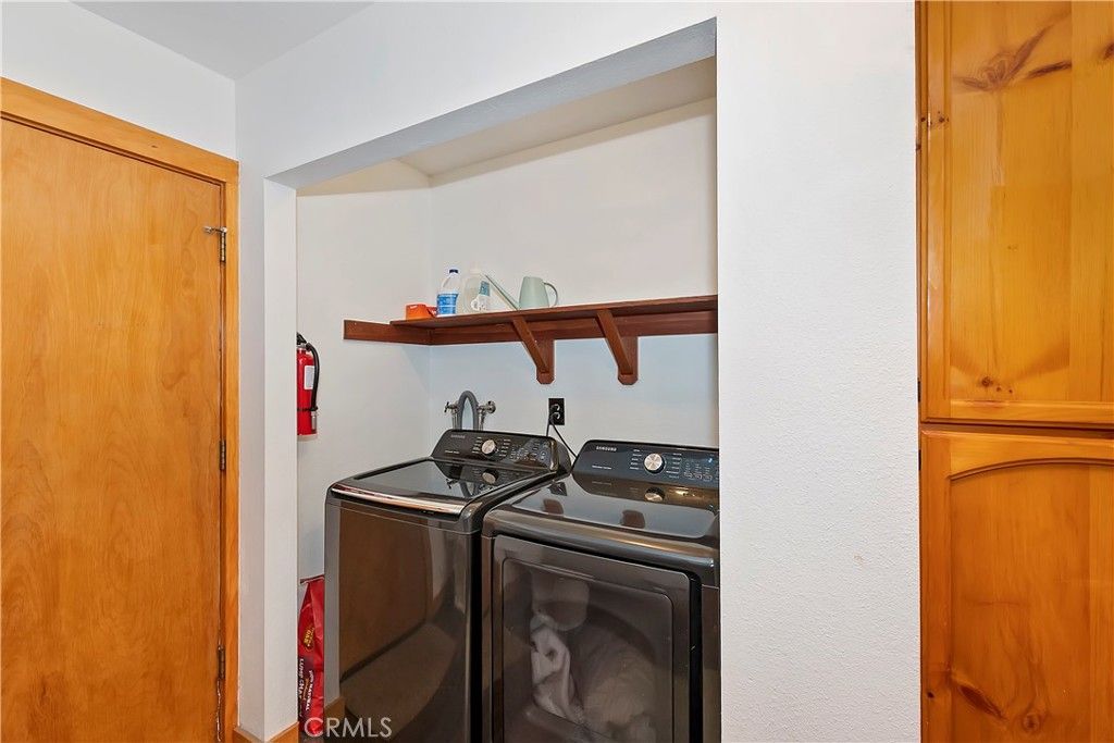 Image 31 of property listing at 804 Sierra Vista, Twin Peaks, CA 92391