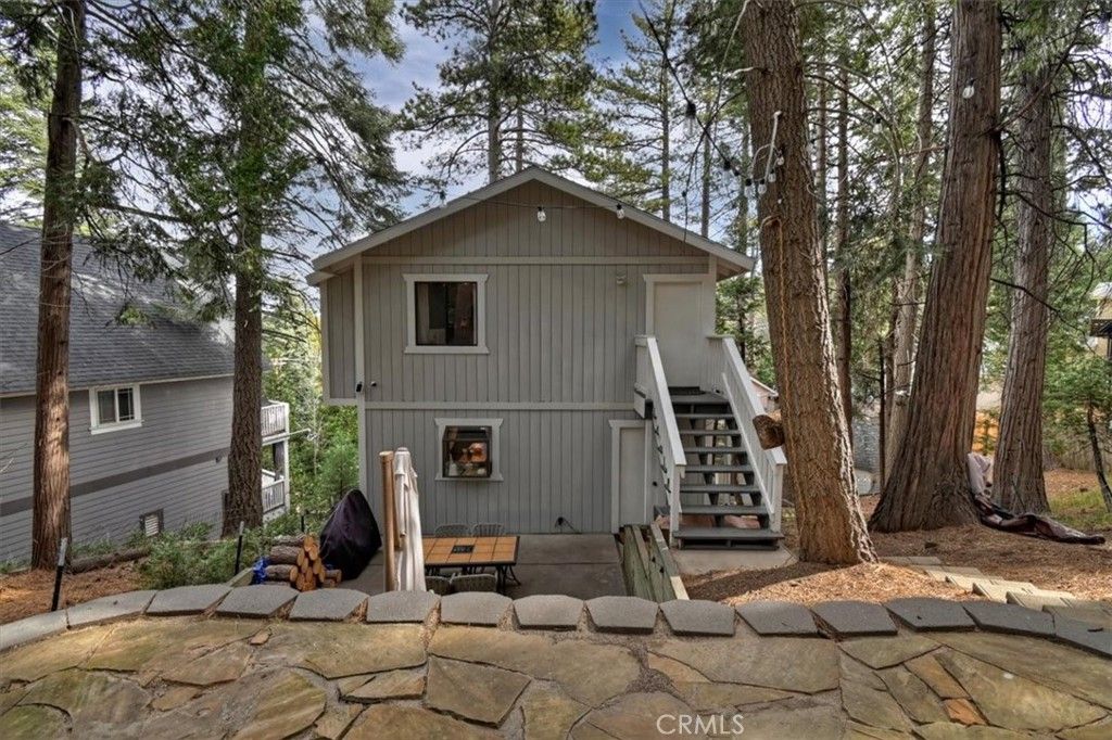 Image 39 of property listing at 804 Sierra Vista, Twin Peaks, CA 92391